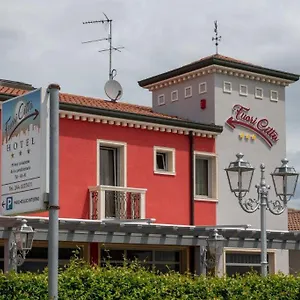 Hotel Fuori, Stanghella